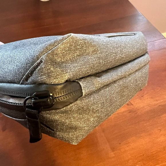 Peak Design Tech Pouch - Picture 5 of 7